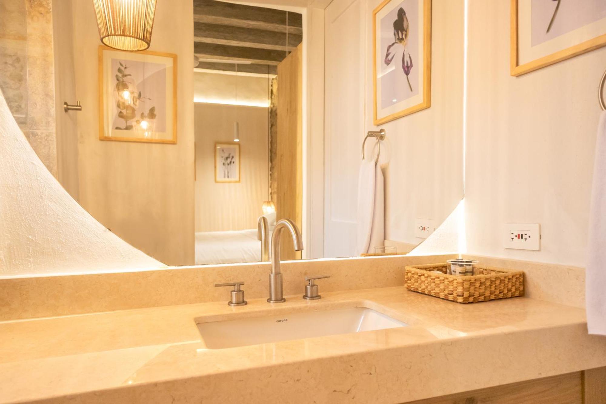 Hotel Casa La Mantilla By Faranda Boutique Cartagena Bagian luar foto